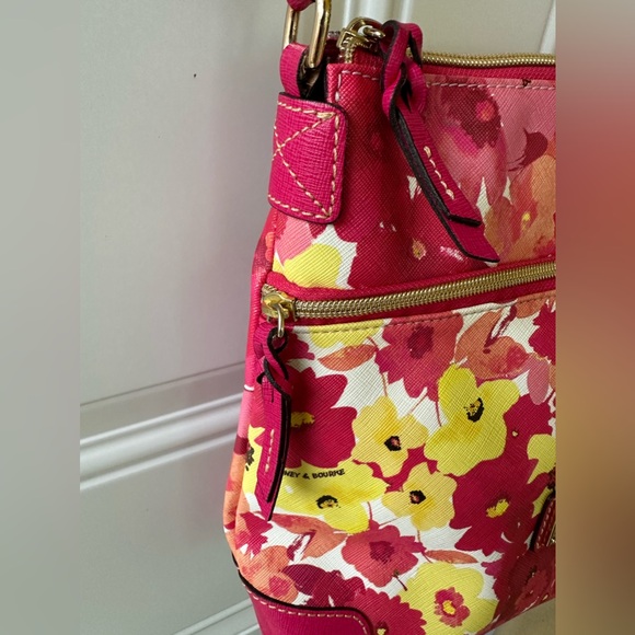 Dooney & Bourke Crossbody - Picture 4 of 6